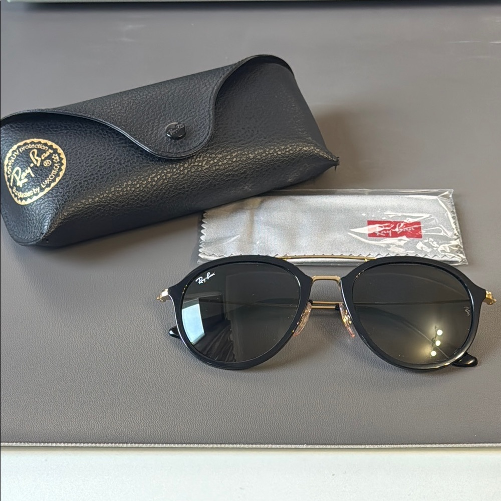 Ray-Ban RB4253 - Black & Gold Aviator Sunglasses with Case & New Cloth